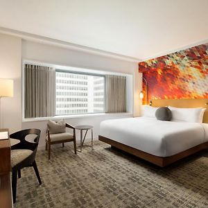 One-Bedroom King Suite